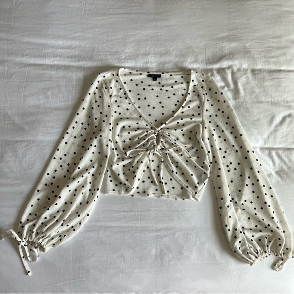 Polka dot blouse - Picture 1 of 5